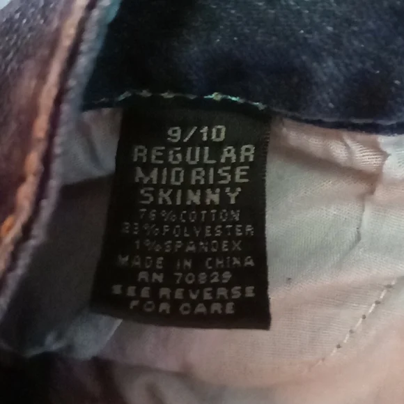 Rue21 Midrise Skinny Size 9/10R - Picture 3 of 3